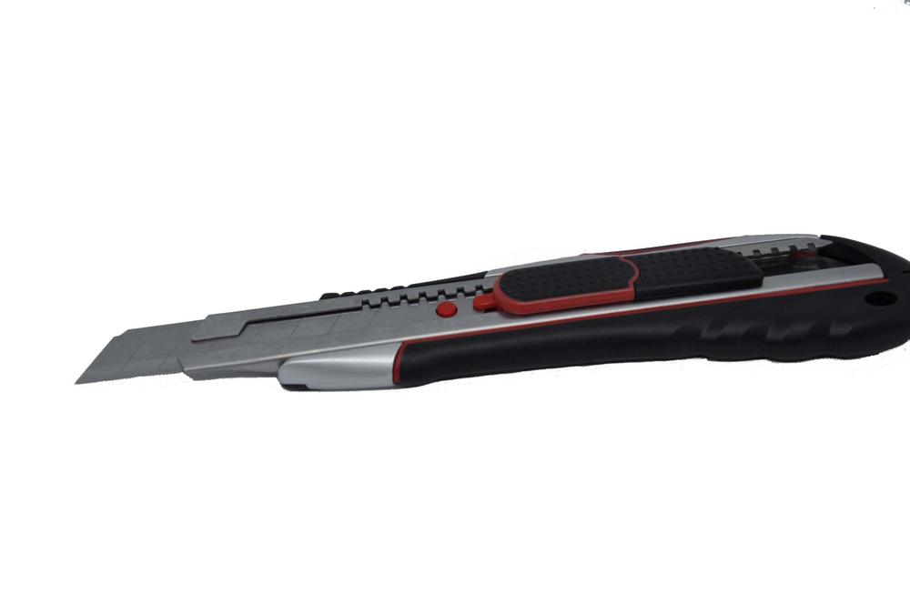 Bezpečnostní automatický odlamovací nůž, 18 mm, TT