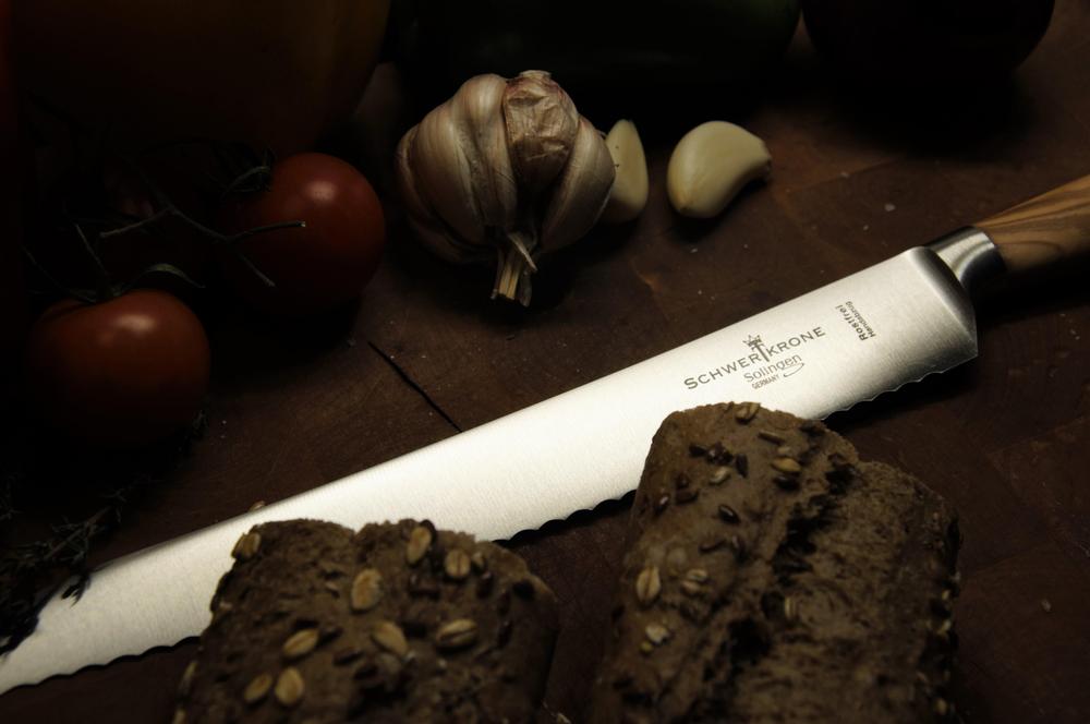 Nůž na pečivo a chleba; Německé kvality Schwertkrone Solingen